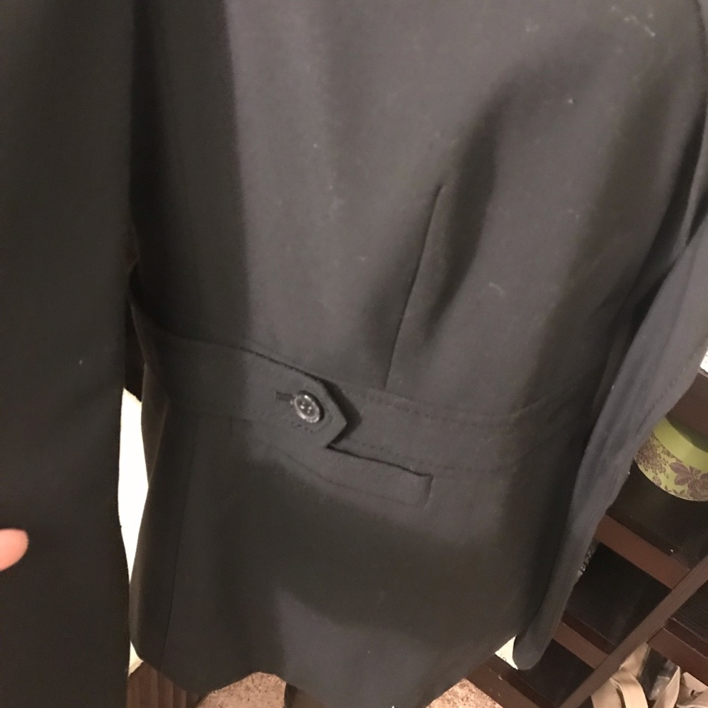 Black blazer - Picture 2 of 4